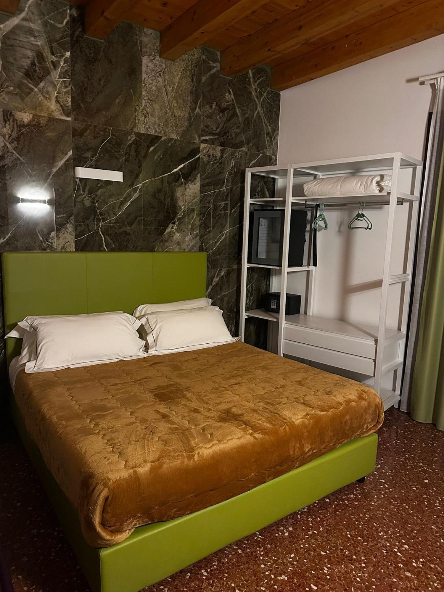 Abside Suite & Spa ปาแลร์โม ภายนอก รูปภาพ